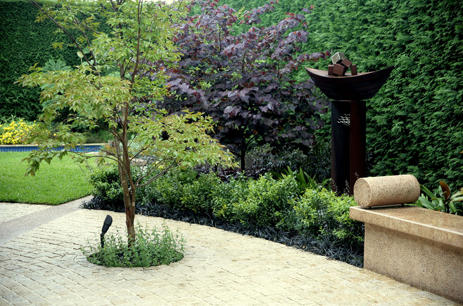 Sculptured Garden_0005s_0012_Hughes 1